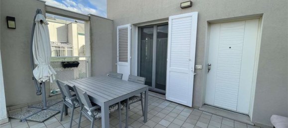 3 Schlafzimmer Wohnung in Senigallia, Italy, Nr. 350742 11