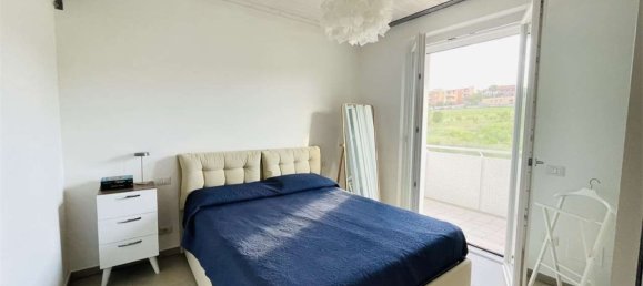 3 Schlafzimmer Wohnung in Senigallia, Italy, Nr. 350742 18
