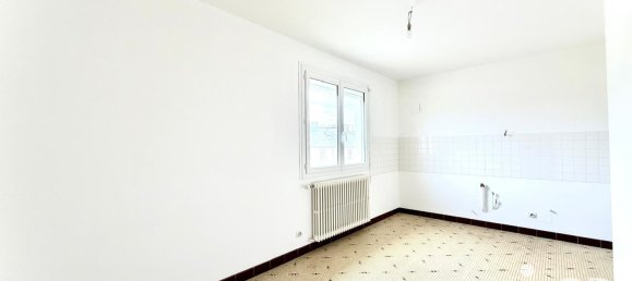 Дом с 4 спальнями в Эвран, Франция № 46057 12