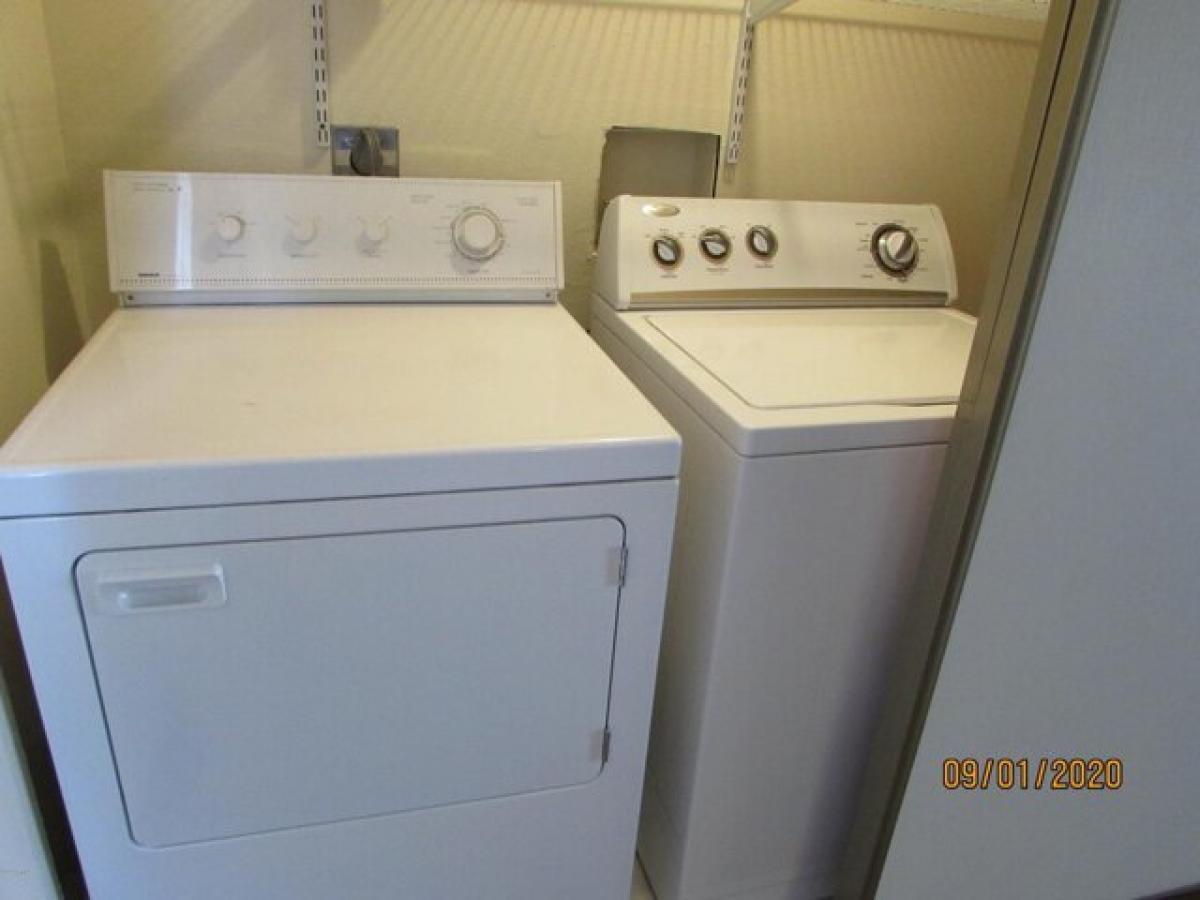 2 bedrooms House in Youngtown, USA No. 383533