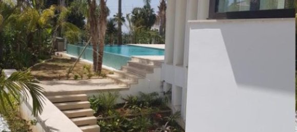5 bedrooms Villa in Limassol, Cyprus No. 12942 14