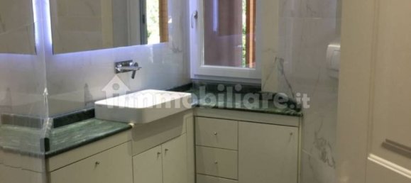 2 bedrooms Apartment in Rome, Italy No. 350186 2