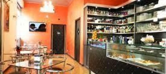 Propiedad comercial en Lucca, Italy 65 m² No. 25684 2