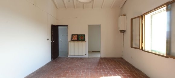 5 rooms Apartment in Cerreto Guidi, Italy No. 268934 19