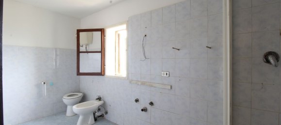 5 rooms Apartment in Cerreto Guidi, Italy No. 268934 15
