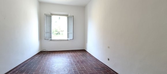 5 rooms Apartment in Cerreto Guidi, Italy No. 268934 3