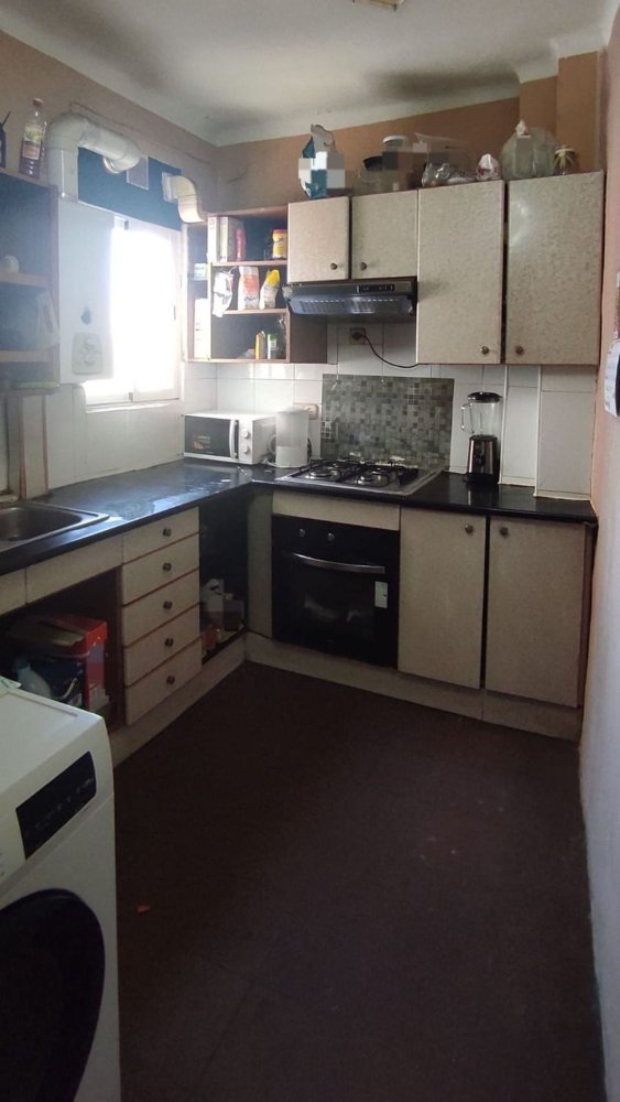 3 bedrooms Apartment in Badalona, Spain No. 129532