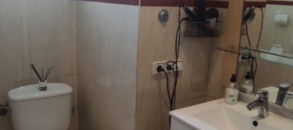 3 bedrooms Apartment in Badalona, Spain No. 129532 7