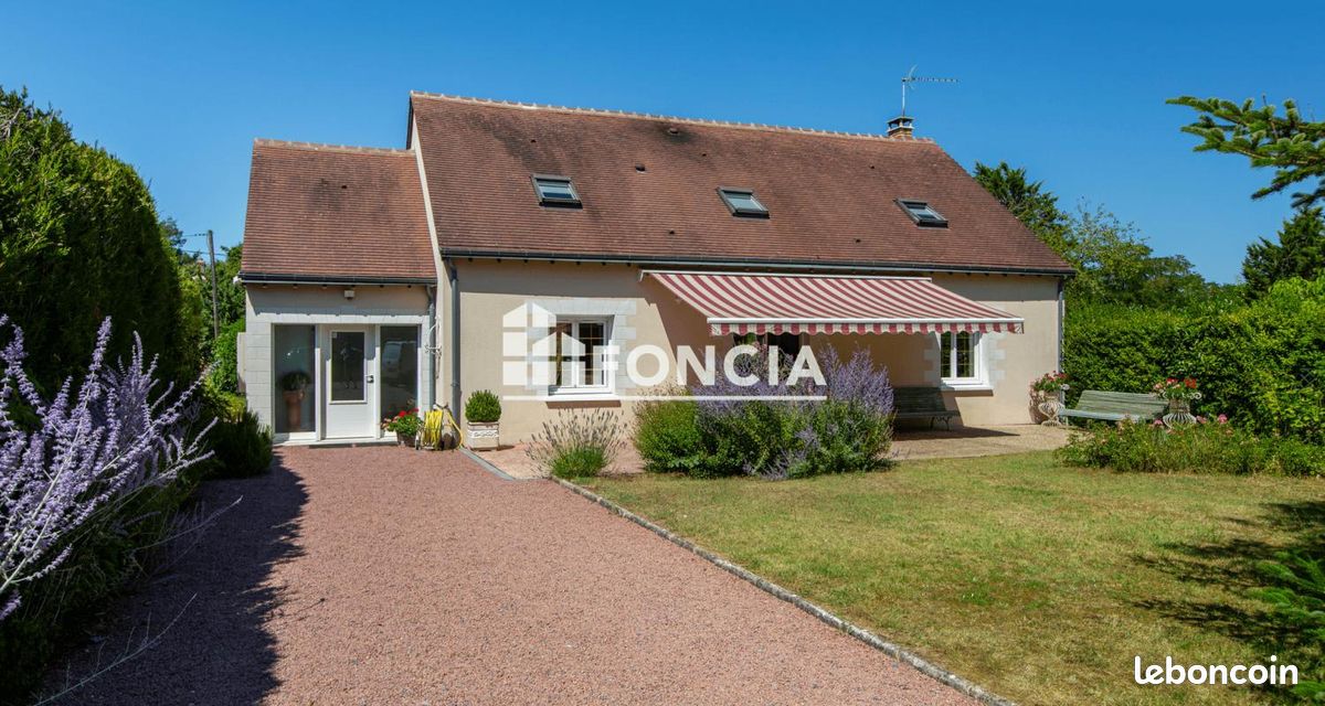 4 bedrooms House in Saint-Regle, France No. 287602