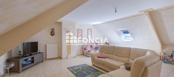 4 bedrooms House in Saint-Regle, France No. 287602 13