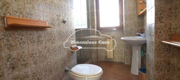 6 rooms Apartment in Lucca, Italy No. 210061 25