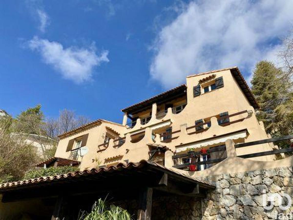 3 bedrooms House in La Turbie, France No. 3351