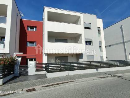 4 Schlafzimmer Wohnung in Potenza Picena, Italy, Nr. 274677