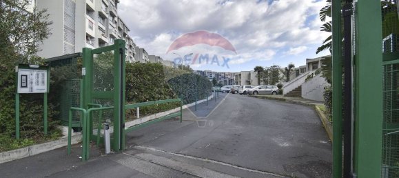 7 rooms Apartment in Catania, Italy No. 121393 23