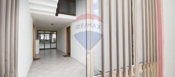 7 rooms Apartment in Catania, Italy No. 121393 4