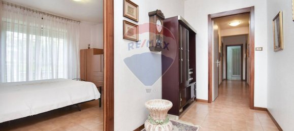 7 rooms Apartment in Catania, Italy No. 121393 5