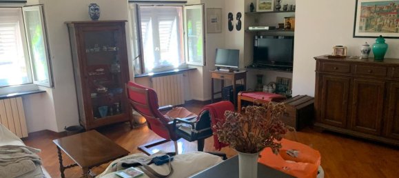 3 bedrooms Apartment in Genoa, Italy No. 339994 8