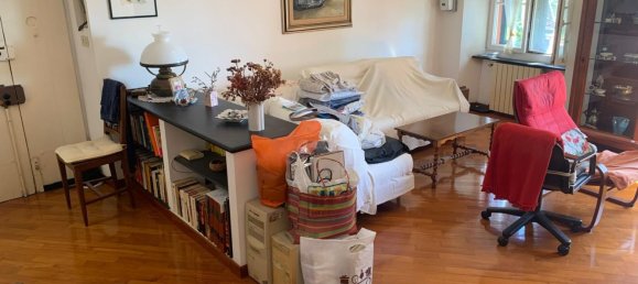 3 bedrooms Apartment in Genoa, Italy No. 339994 2