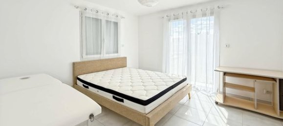 4 bedrooms House in Chatellerault, France No. 312572 10