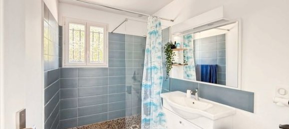 4 bedrooms House in Chatellerault, France No. 312572 7