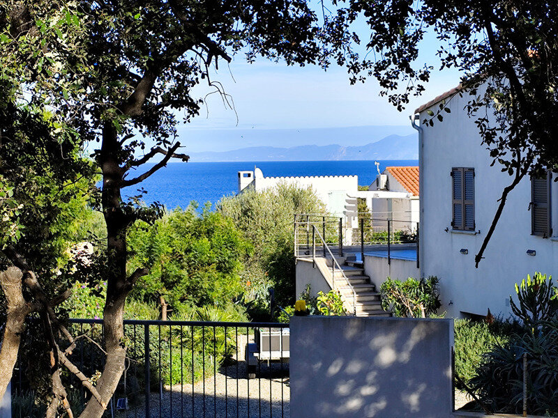 Villa de 2 dormitorios en Monticello, France No. 222742