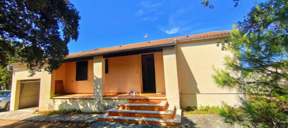 Villa de 2 dormitorios en Monticello, France No. 222742 8