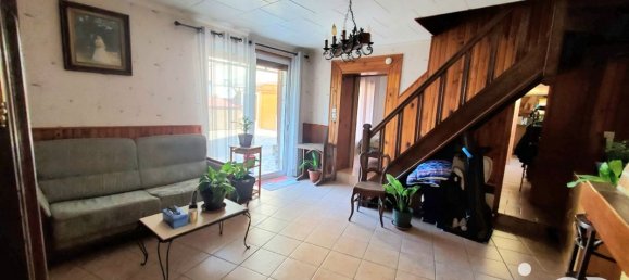 3 bedrooms House in Langeais, France No. 67155 3