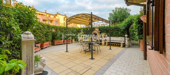 3 rooms Apartment in Savignano sul Panaro, Italy No. 301955 9