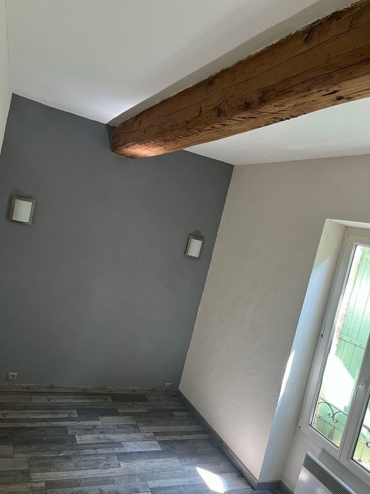 Apartamento de 4 habitaciónes en Vauvert, France No. 290440