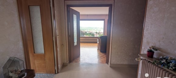 2 bedrooms House in Oyonnax, France No. 348652 2