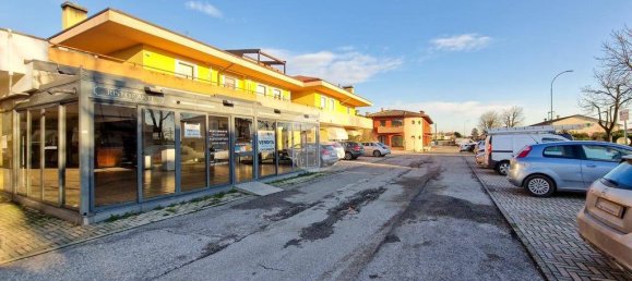 3-salle Propriété commerciale à Guidizzolo, Italy No. 137179 21