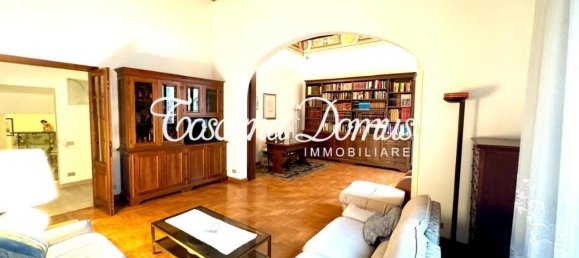 9 rooms Apartment in Siena, Italy No. 27049 4