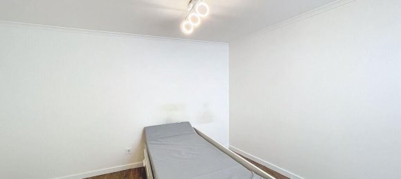 1 bedroom Apartment in Lisbon, Portugal No. 12926 9