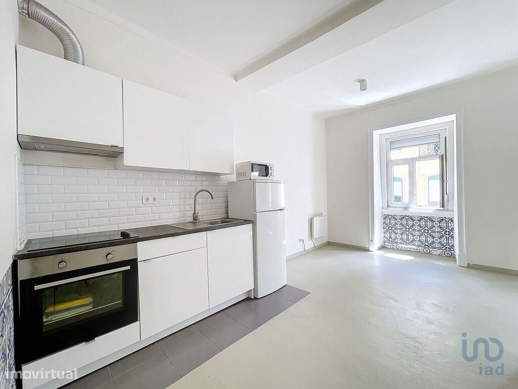 1 bedroom Apartment in Lisbon, Portugal No. 12926