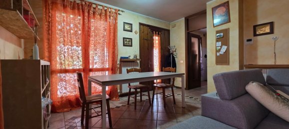 5 bedrooms House in Chiarano, Italy No. 371920 6