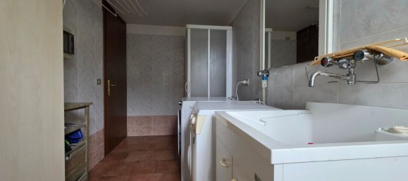 5 bedrooms House in Chiarano, Italy No. 371920 25