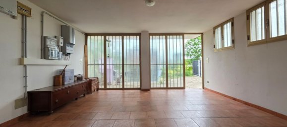 5 bedrooms House in Chiarano, Italy No. 371920 22