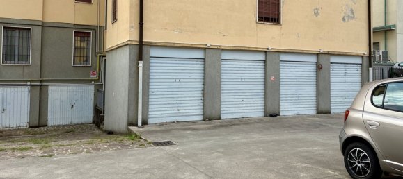  مرآب في Mozzo, Italy 13متر مربع رقم 309037 4