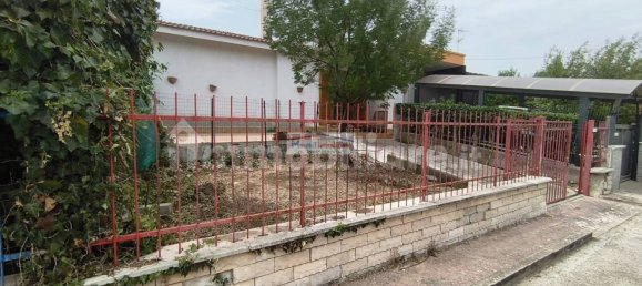 2 bedrooms House in Cassano delle Murge, Italy No. 301814 2