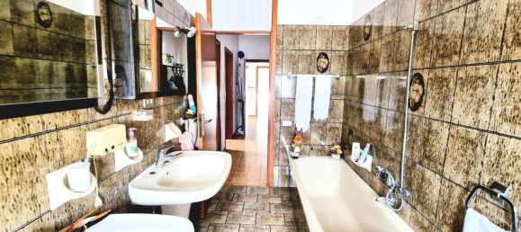 3 bedrooms Villa in Bagnacavallo, Italy No. 83507 9