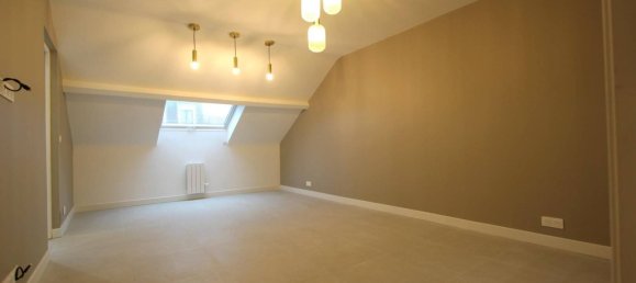 2 bedrooms Apartment in Sainte-Genevieve-des-Bois, France No. 150096 3