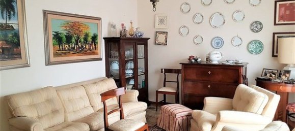 Квартира с 5 комнатами в Каррара, Италия № 50644 5