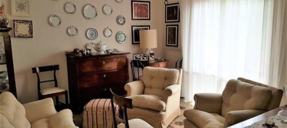 Квартира с 5 комнатами в Каррара, Италия № 50644 6