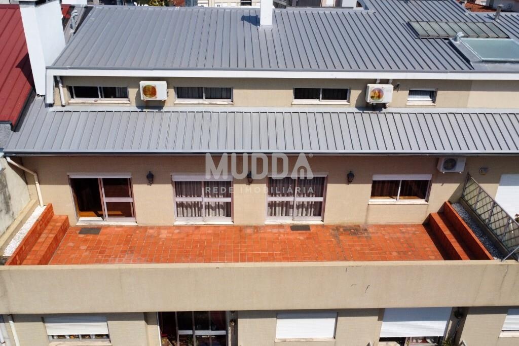 4 bedrooms Duplex in Sao Joao da Madeira, Portugal No. 265554