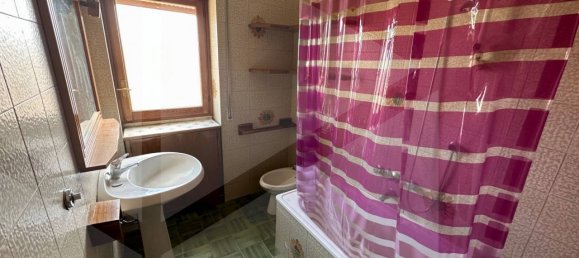 4 rooms Apartment in Avezzano, Italy No. 17222 16