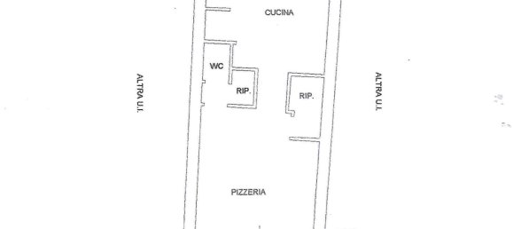 40m² Commercial property in Rome, Italy No. 48289 11