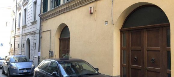 Casa de 3 dormitorios en Vasto, Italy No. 237146 2