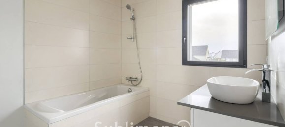 4 Schlafzimmer Haus in Locmaria-Grand-Champ, France, Nr. 200530 26