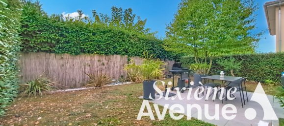 2 bedrooms House in Chassieu, France No. 321423 2