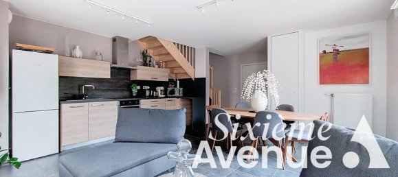 2 bedrooms House in Chassieu, France No. 321423 4